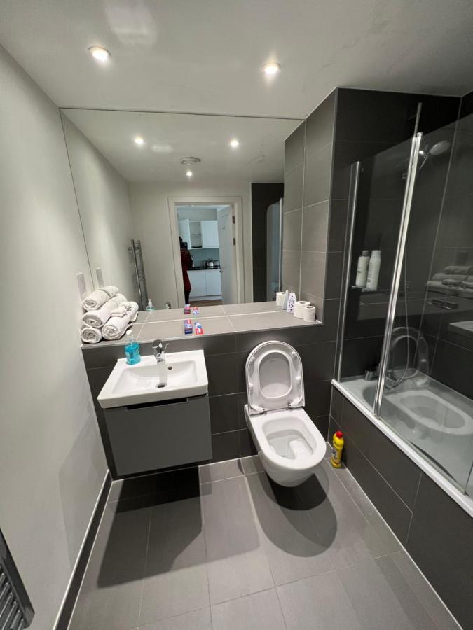 Lovely Apartment In The Centre Of Croydon Exterior foto
