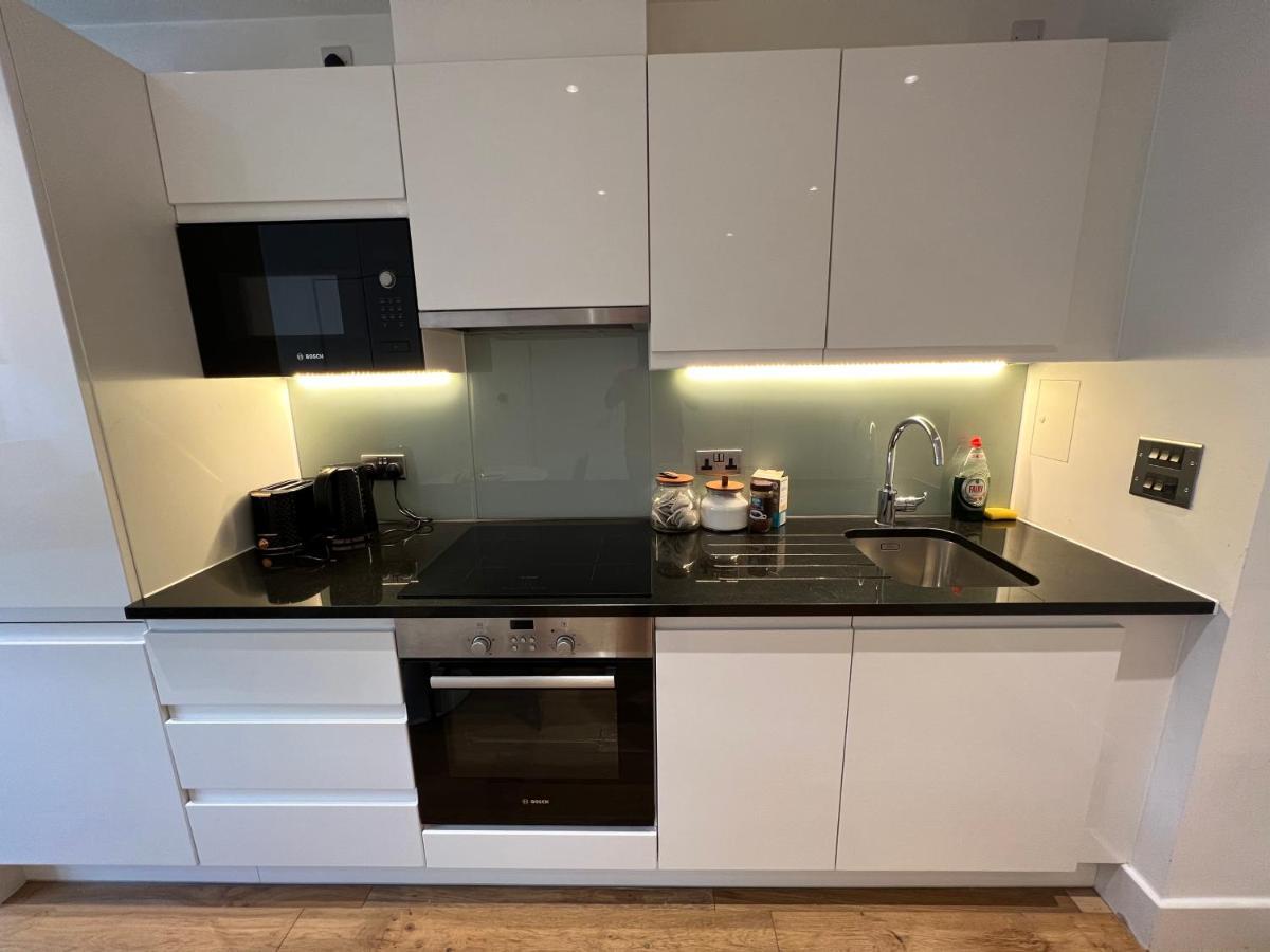 Lovely Apartment In The Centre Of Croydon Exterior foto